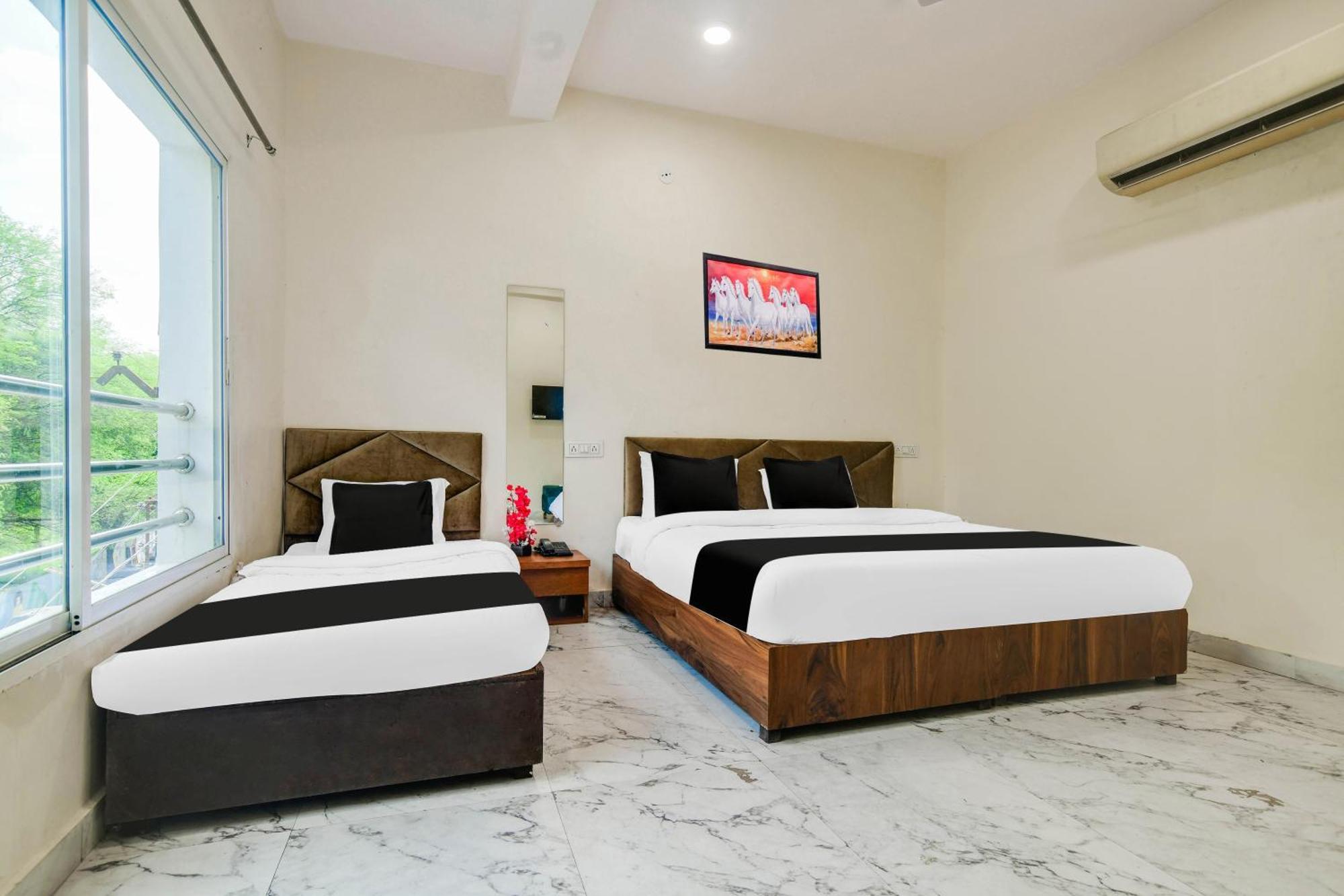 Hotel O Ujjain Near Hari Fatak Exteriér fotografie