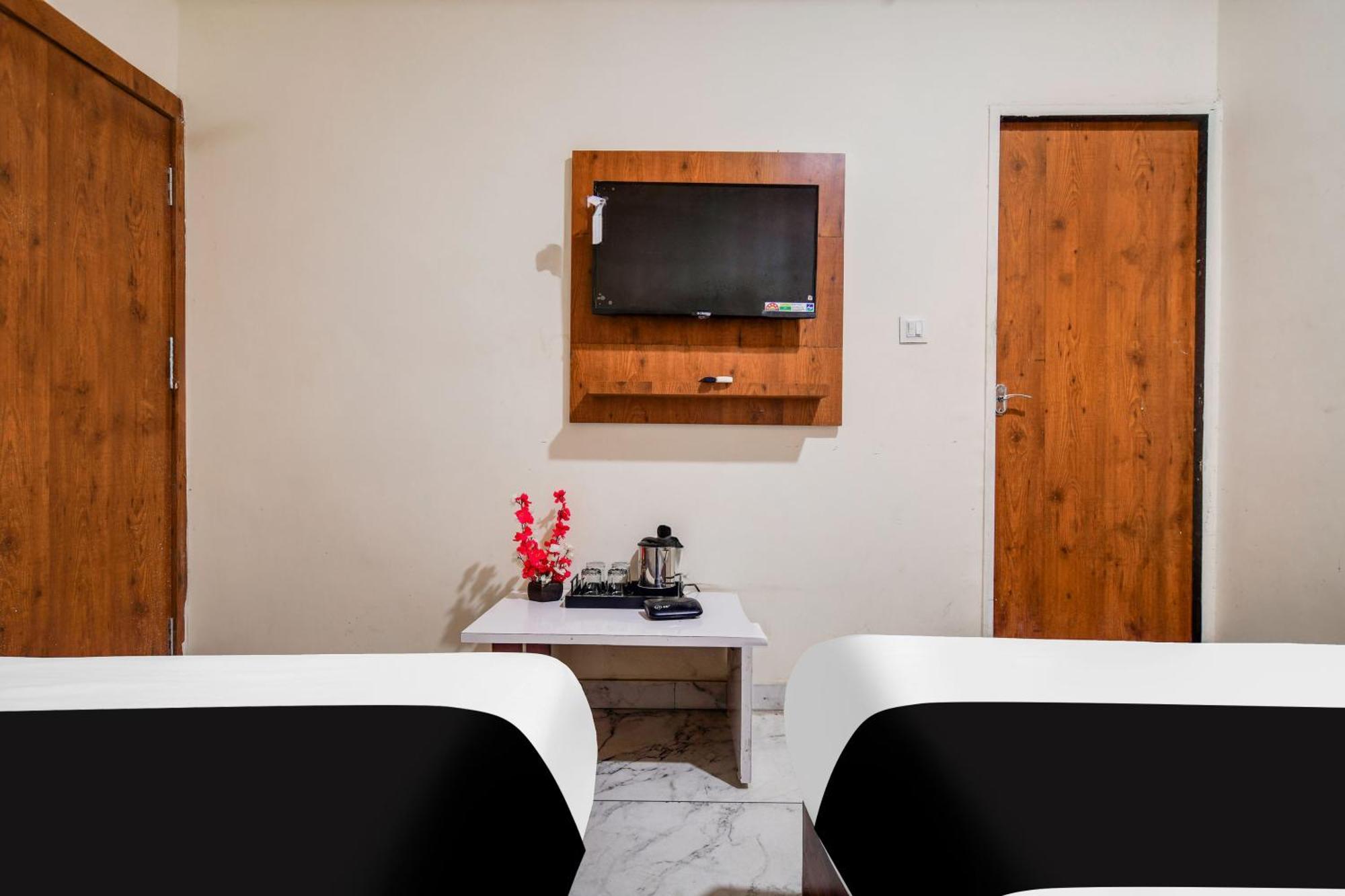 Hotel O Ujjain Near Hari Fatak Exteriér fotografie